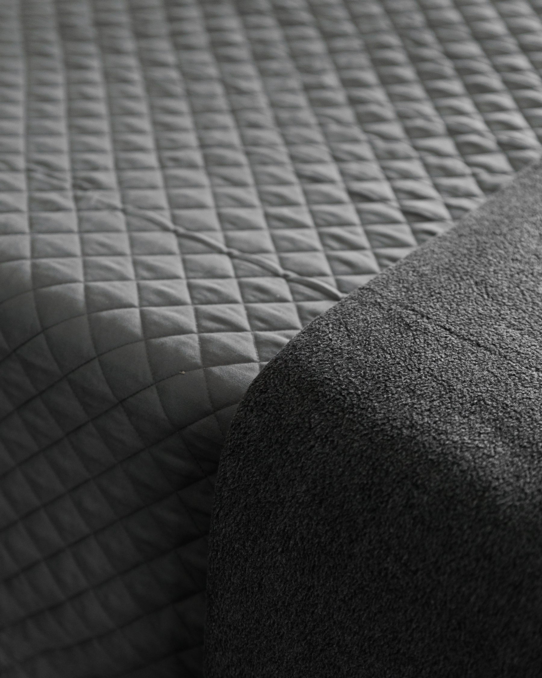 ** NEW **  STATION BEDROLL XX  ( w/ double fleece blanket + quilted comforter)